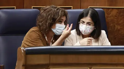 Las ministras de Hacienda y Pol&iacute;tica Territorial y Funci&oacute;n P&uacute;blica, Mar&iacute;a Jes&uacute;s Montero y Carolina Darias