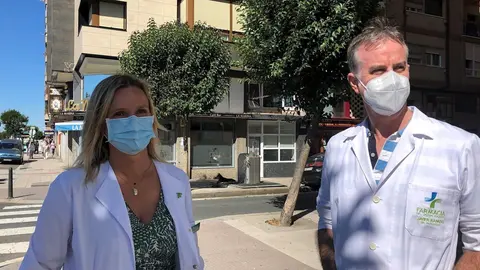 La presidenta y el secretario del COF, Rita de la Plaza y Javier Rapado     