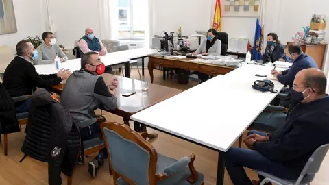 Reuni&oacute;n de la alcaldesa de Santander, Gema Igual, con comit&eacute; de empresa de Ascan