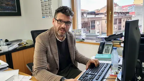 El concejal de Movilidad, Urbanismo y Vivienda de Torrelavega, Gerson Lizari