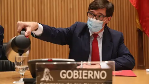 El ministro de Sanidad, Salvador Illa, durante la Comisi&oacute;n de Sanidad y Consumo del Congreso de los Diputados, en Madrid, (Espa&ntilde;a).