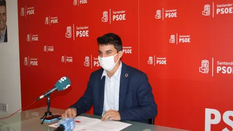 El portavoz del PSOE de  Santander, Daniel Fern&aacute;ndez