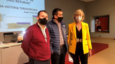 La consejera de Educaci&oacute;n, Marina Lomb&oacute;, en el acto en la Biblioteca Central