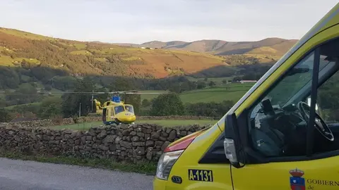 Evacuaci&oacute;n en helic&oacute;ptero de un var&oacute;n con dolor tor&aacute;cico desde San Pedro del Romeral al 'Seve Ballesteros'