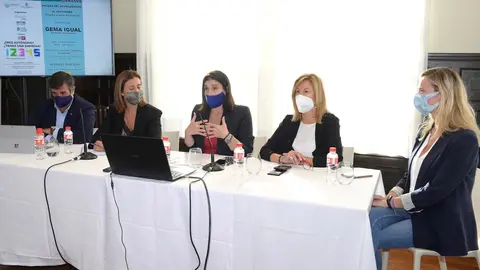 La alcaldesa de Santander, Gema Igual, en el foro empresarial