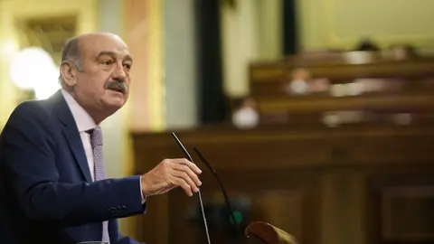 El diputado nacional del PRC, Jos&eacute; Mar&iacute;a Maz&oacute;n, en el Congreso durante el debate de la moci&oacute;n de Vox