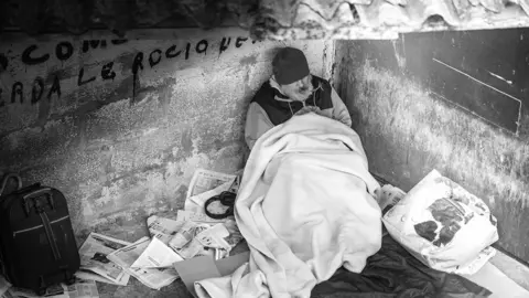 C&aacute;ritas Diocesana de Santander alerta de que "no tener casa mata"