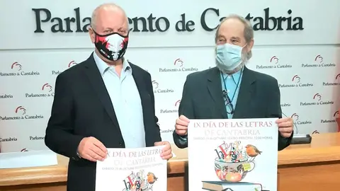 El alcalde de Reinosa y el presidente de la SCE presentan el programa del D&iacute;a de las Letras