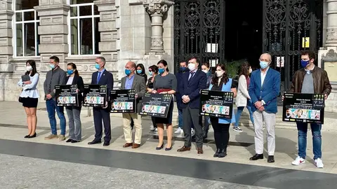 Minuto de silencio por la mujer asesinada en Mallorca