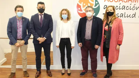 Reuni&oacute;n de los representantes del PSOE, entre ellos Pedro Casares, con el presidente del CERMI, Ignacio Fern&aacute;ndez