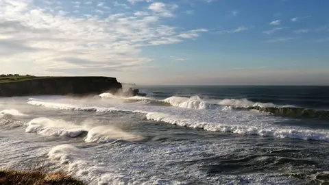 Costa de Langre, olas