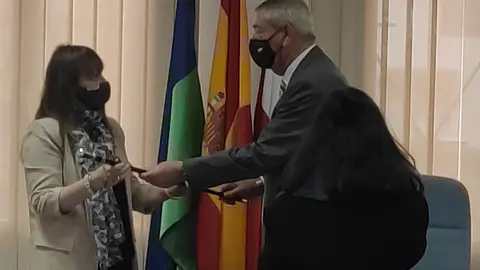 Toma de posesi&oacute;n de &Aacute;ngela Ruiz como alcaldesa