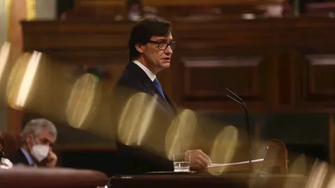 El ministro de Sanidad, Salvador Illa, interviene durante una sesi&oacute;n plenaria en el Congreso de los Diputados, en Madrid, (Espa&ntilde;a), a 29 de octubre de 2020.