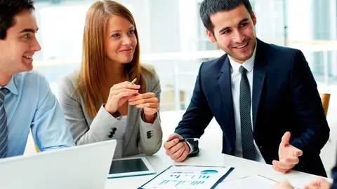 J&oacute;venes cerrando operaciones recurso