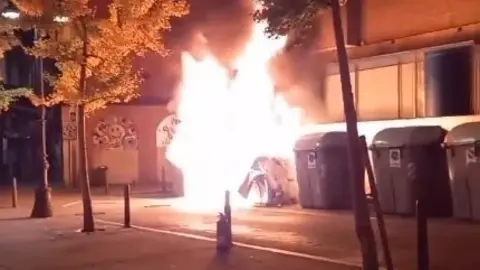 Incendio de contenedores