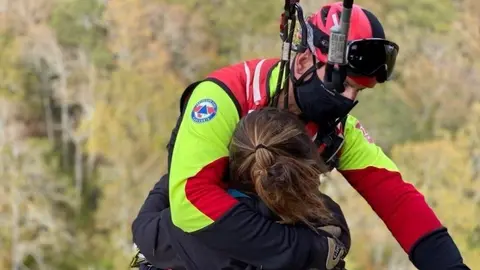Rescate a una senderista