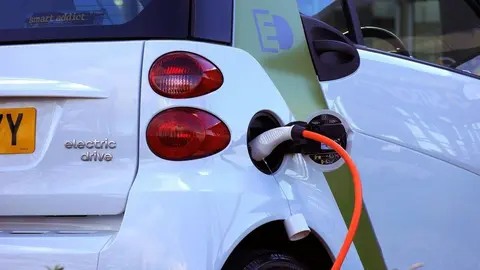 Recarga de un coche el&eacute;ctrico