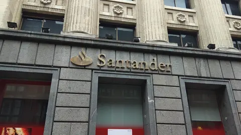 Ofinina de Banco Santander en Bilbao