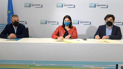 Firma del convenio de Micrespacios entre el Ayuntamento y el Colegio de Arquitectos