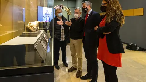 Huesos de buey almizclero en el MUPAC