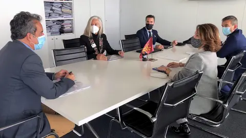 El consejero de Industria, Francisco Mart&iacute;n, con ACEFAM