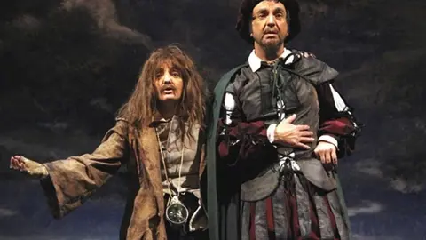 Nota De Prensa: Oto&ntilde;o De Teatro El Coloquio De Los Perros