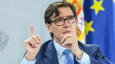 El ministro de Sanidad, Salvador Illa; interviene durante una rueda de prensa tras la celebraci&oacute;n del Consejo Interterritorial en el Complejo de Moncloa, en Madrid, (Espa&ntilde;a), a 4 de noviembre de 2020.