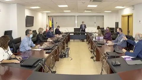 09:30 horas. Gobierno de Cantabria
El presidente de Cantabria, Miguel &Aacute;ngel Revilla, preside la reuni&oacute;n extraordinaria del Consejo de Gobierno para la aprobaci&oacute;n del proyecto de Ley de Presupuestos Generales de la Comunidad Aut&oacute;noma para 2021.
