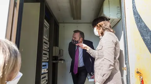 El consejero de Medio Ambiente, Guillermo Blanco, en una estaci&oacute;n de medici&oacute;n de la calidad del aire