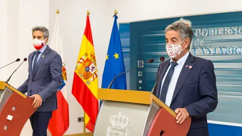 El presidente de Cantabria, Miguel &Aacute;ngel Revilla, y el vicepresidente, Pablo Zuloaga