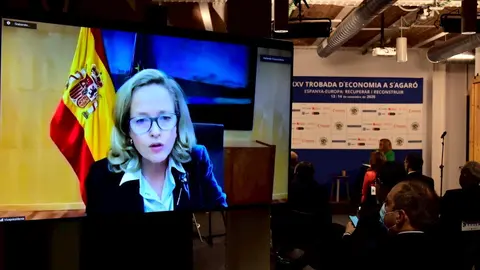 La ministra Nadia Calvi&ntilde;o en el XXV Encuentro de Econom&iacute;a en S'Agar&oacute;, celebrado en Barcelona