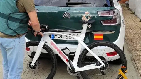 EuropaPress_3436203_nota_prensa_guardia_civil_investiga_tres_personas_hurto_bicicleta_valorada