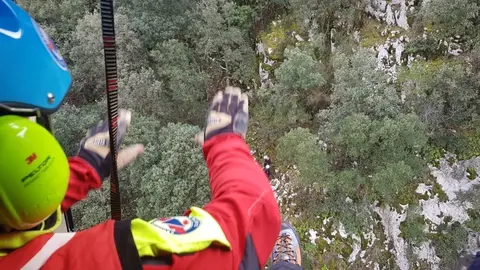 Rescate en v&iacute;a ferrata de Pe&ntilde;arrubia