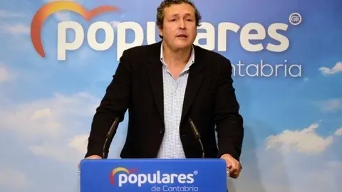 El portavoz parlamentario del PP, &Iacute;&ntilde;igo Fern&aacute;ndez