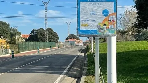 Se&ntilde;al en Noja, ciudad amita de la infancia