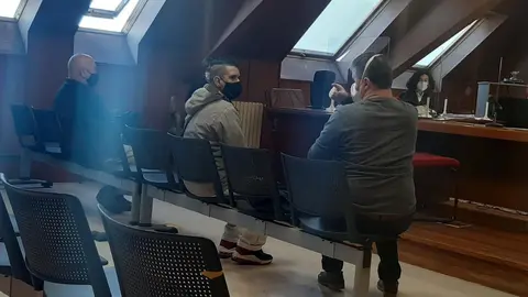 Juicio a dos acusados de abusos sexuales a un hombre con discapacidad mental