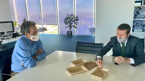 Los responsables de Graphic Packaging International han presentado hoy al consejero de Innovaci&oacute;n, Industria, Transporte y Comercio, Francisco Mart&iacute;n, la nueva l&iacute;nea de negocio