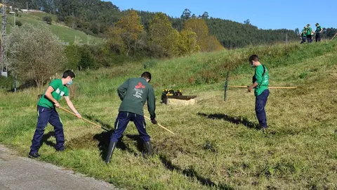 J&oacute;venes participantes en la Escuela Taller