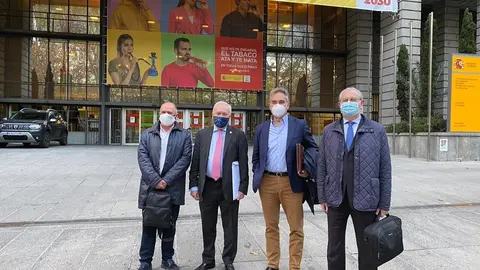 Reuni&oacute;n Foro profesional-ministro Sanidad