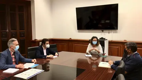 Reuni&oacute;n entre Ayuntamiento y sector de agencias de viajes