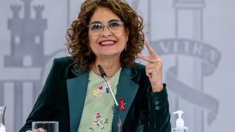 La ministra portavoz y de Hacienda, Mar&iacute;a Jes&uacute;s Montero, comparece en rueda de prensa tras el Consejo de Ministros 