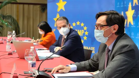 El ministro de Sanidad, Salvador Illa, enencuentro mantenido este mi&eacute;rcoles con la ministra de Pol&iacute;tica Territorial y Funci&oacute;n P&uacute;blica, Carolina Darias, y el presidente de la FEMP, Abel Caballero