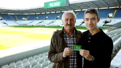 Tuto Sa&ntilde;udo con el abonado 10.000