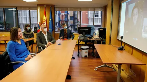 Reuini&oacute;n de la consejera de Econom&iacute;a y la Red de Desarrollo Rural