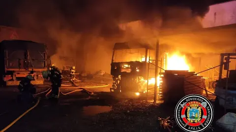 Incendio de los camiones