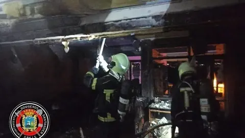 Los bomberos de Santander atienden el incendio
