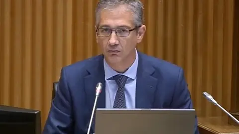 El gobernador del Banco de Espa&ntilde;a, Pablo Hern&aacute;ndez de Cos, comparece ante la Comisi&oacute;n de Asuntos Econ&oacute;micos y Transformaci&oacute;n Digital para presentar el Informe Anual del Banco de Espa&ntilde;a.