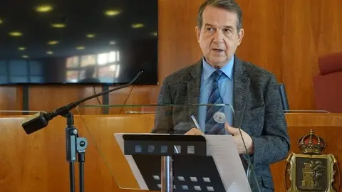 El alcalde de Vigo, Abel Caballero, durante la rueda de prensa