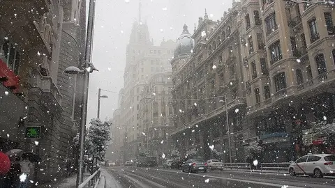 Nieve en Gran V&iacute;a