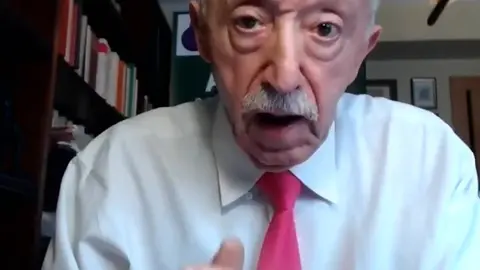 El presidente de Adicae, Manuel Pardos, valorando la sentencia del TUE.